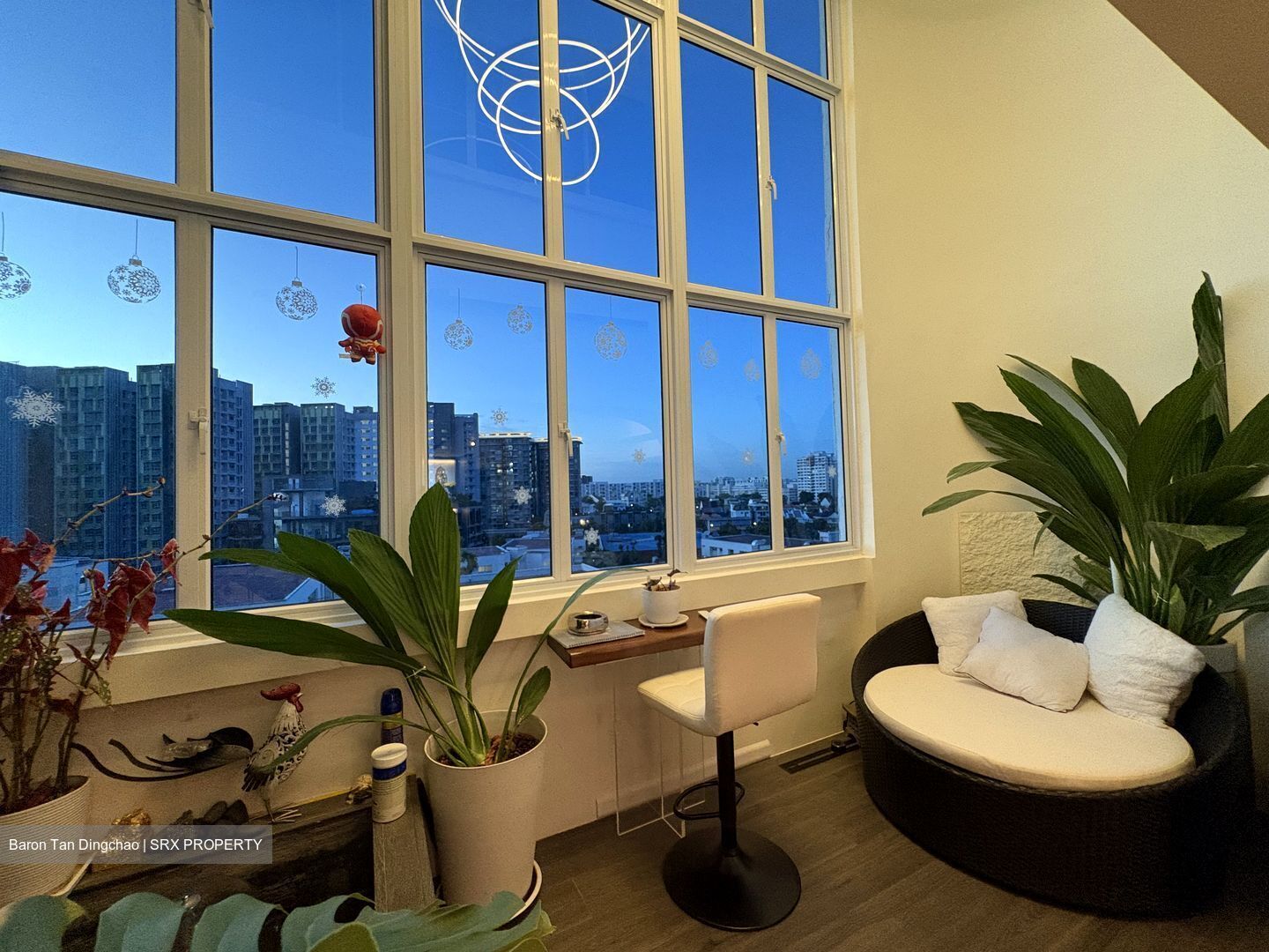 Blk 230 Hougang Avenue 1 (Hougang), HDB Executive #469657961